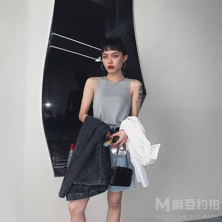 校园模特