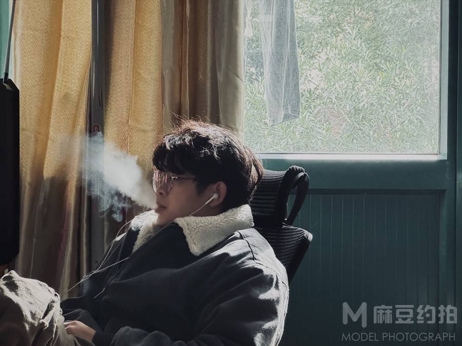 胶片模特