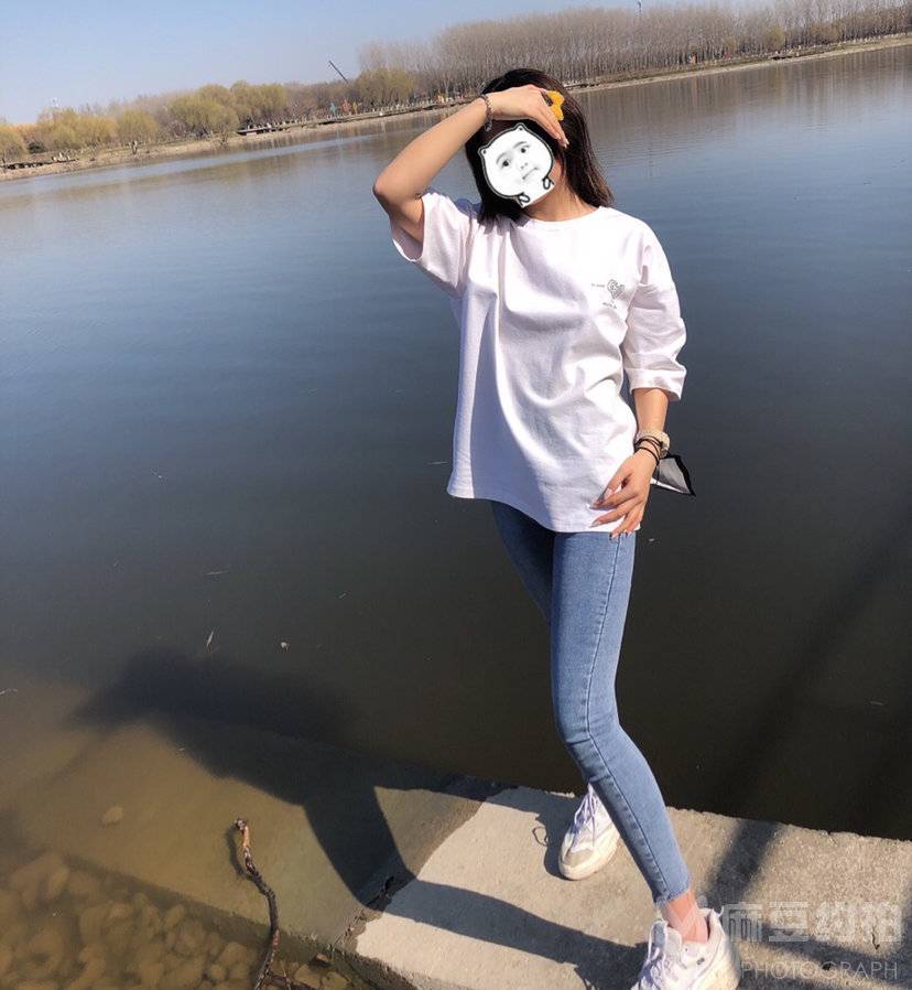 黑白模特