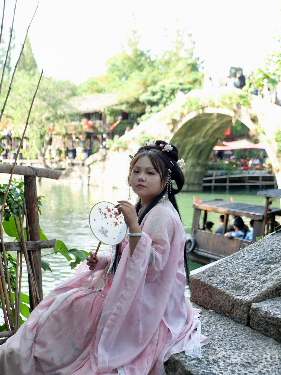 汉服模特