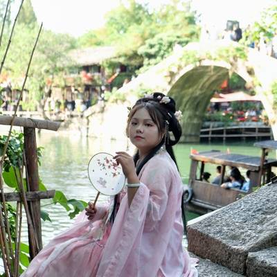 汉服模特