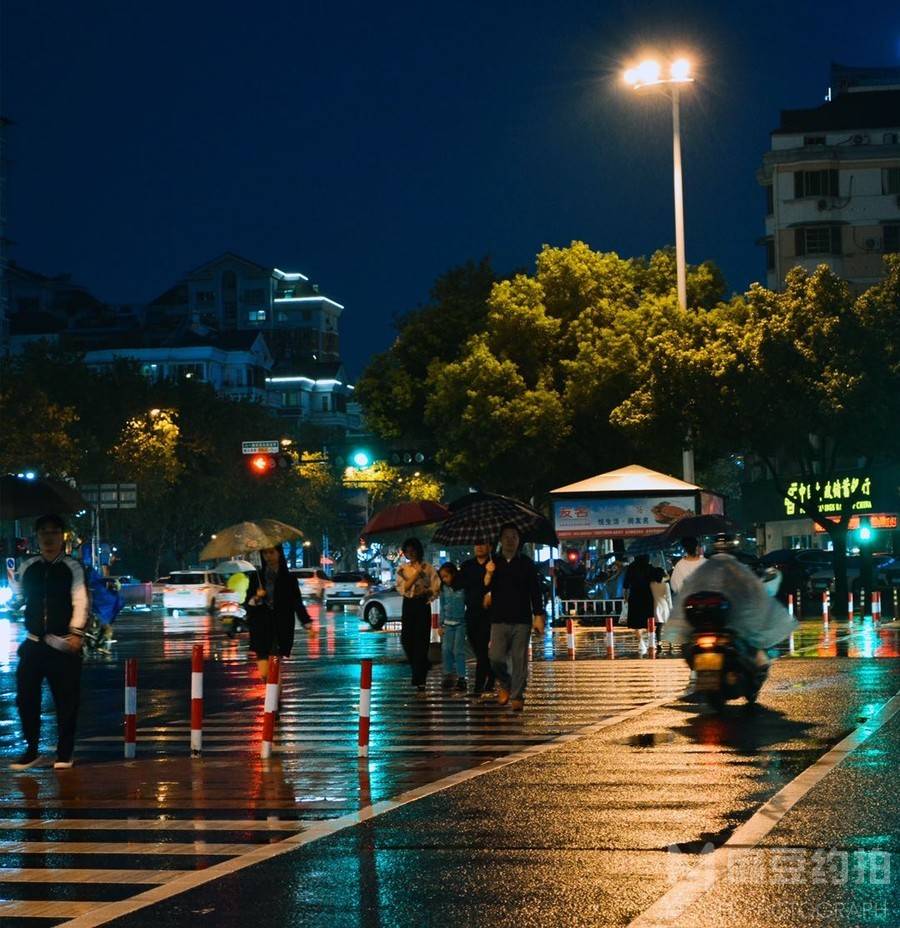夜景模特