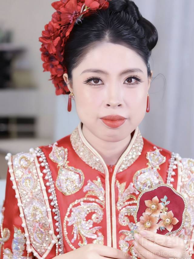 妆容模特