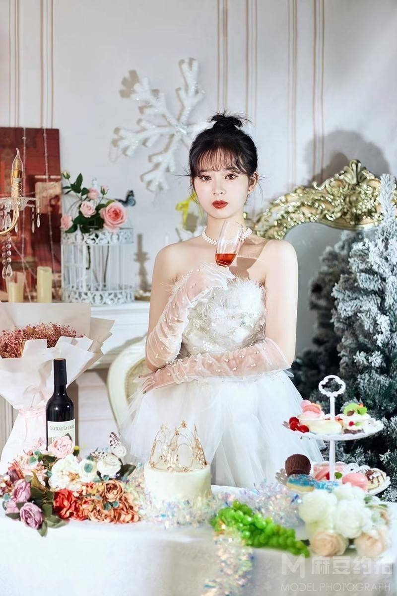 纪实模特