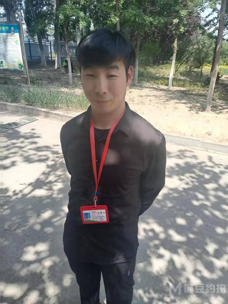 纪实模特