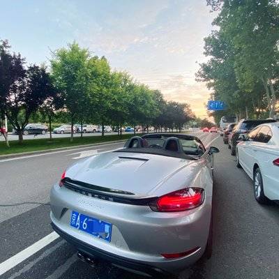 黑白模特