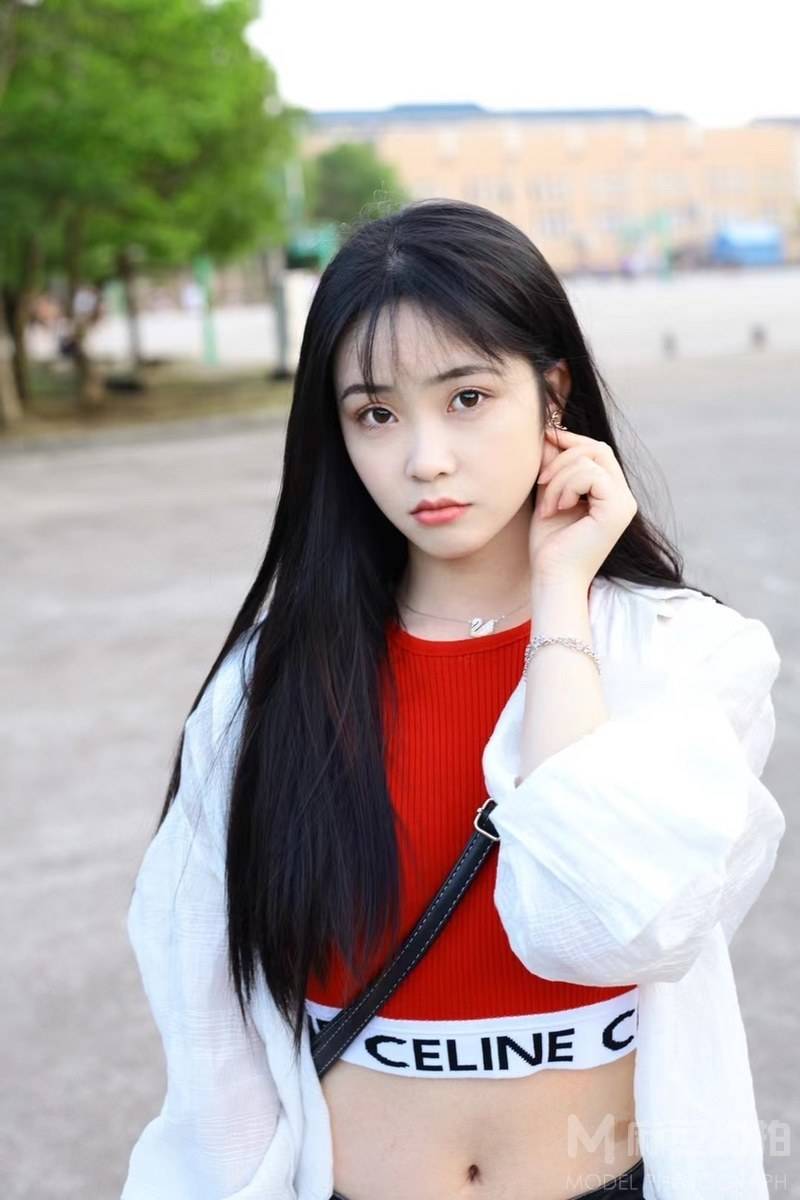 清新模特