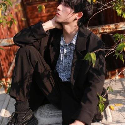 黑白模特
