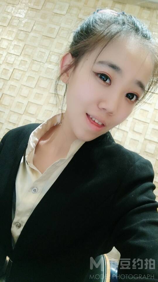 商务模特