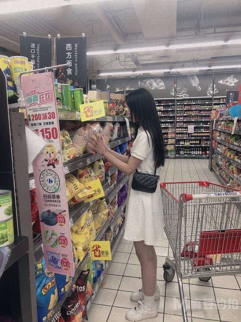 清新模特