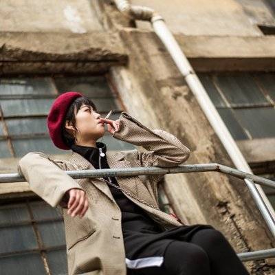 情绪模特