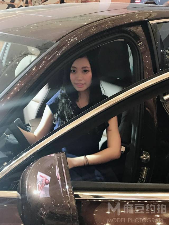 纪实模特