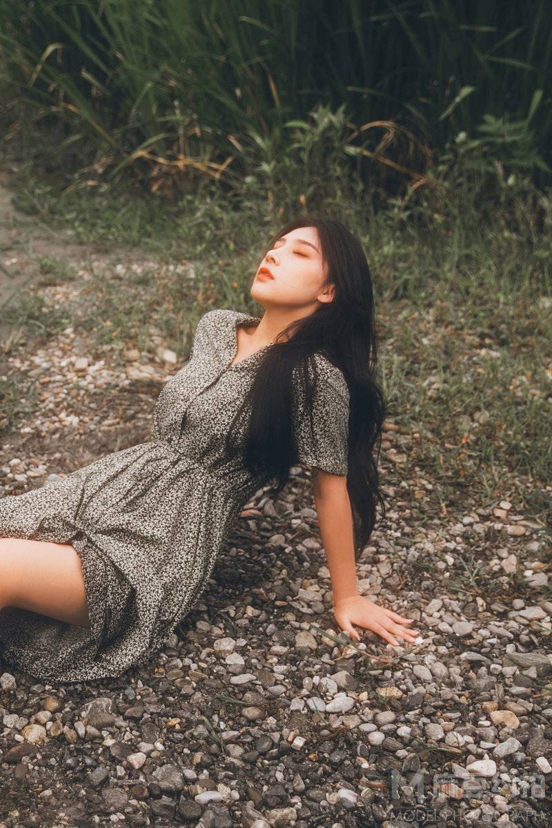 宝丽来模特