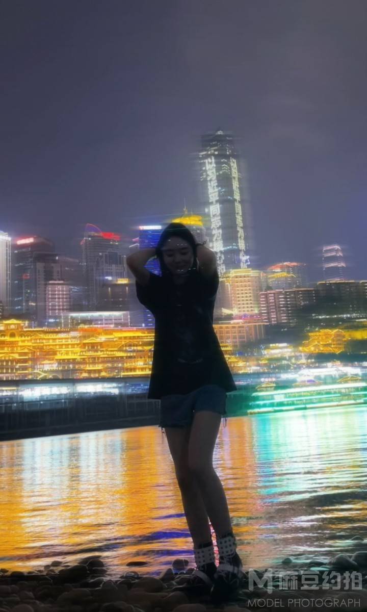 暗黑模特