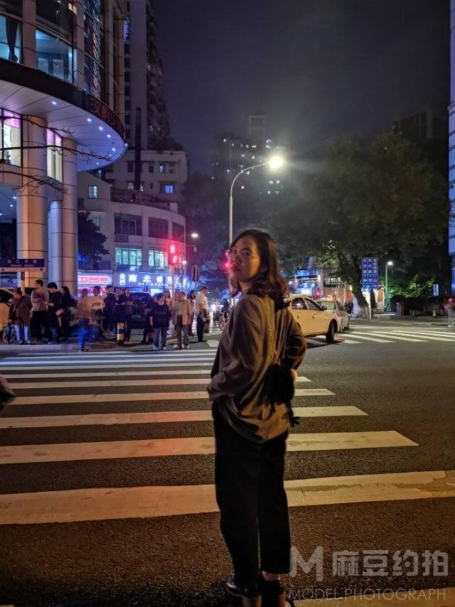 夜景模特