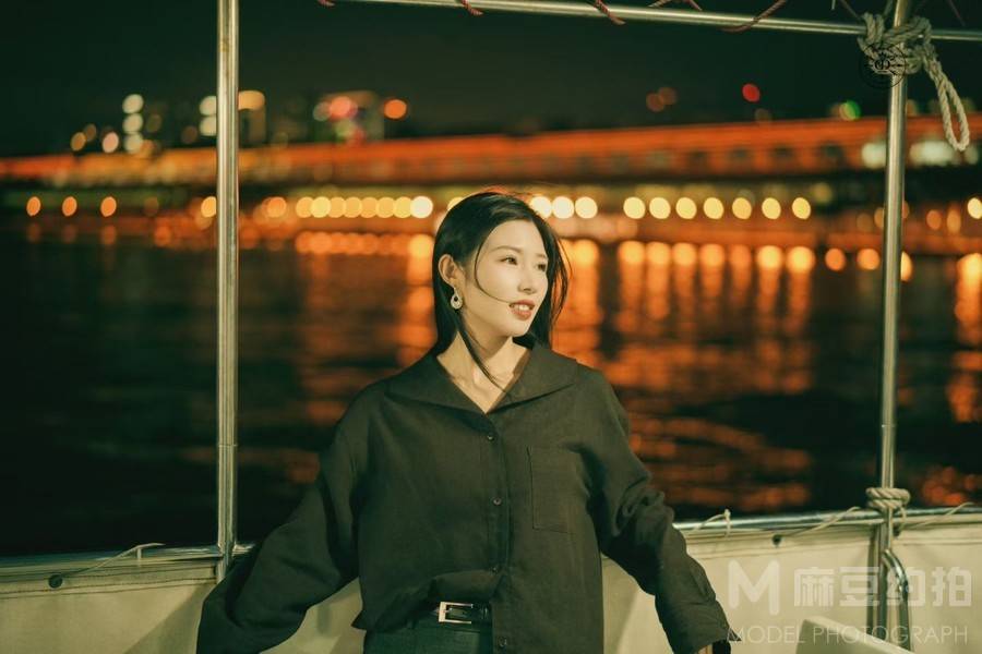 夜景模特