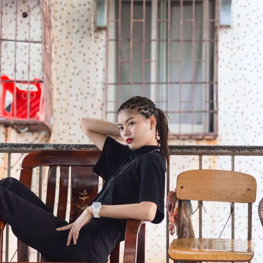 暗黑模特