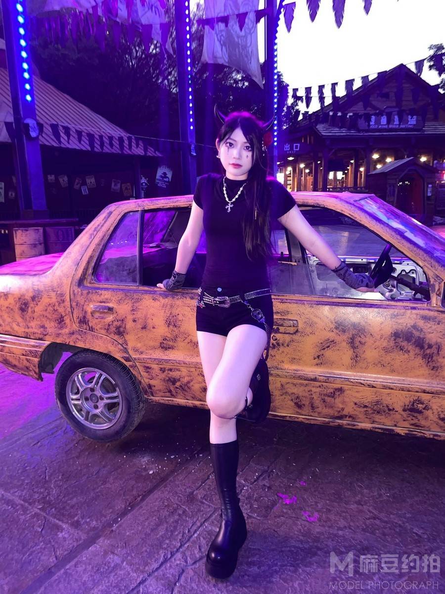 暗黑模特
