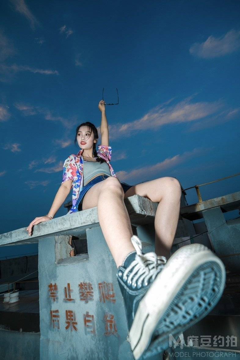 夜景模特