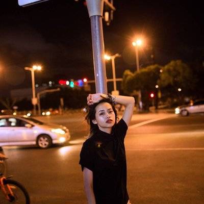 情绪模特