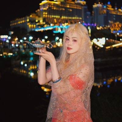 夜景模特