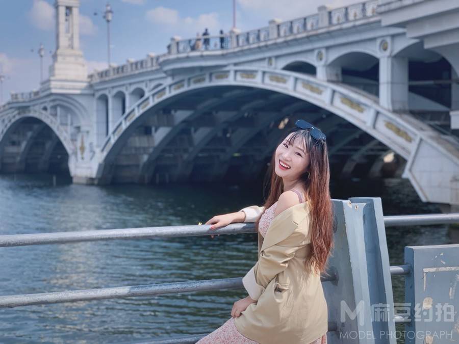 校园模特