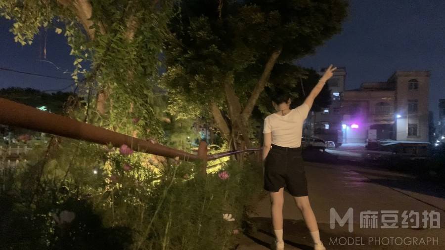 夜景模特