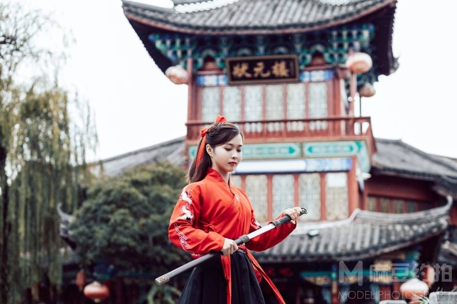 汉服模特