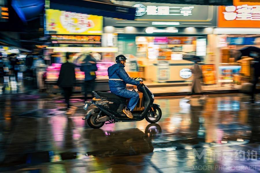 夜景模特