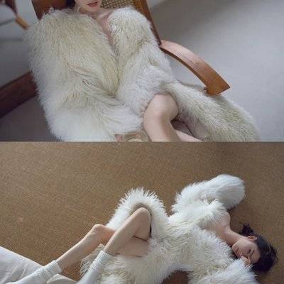 黑白模特