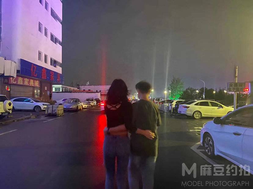 情侣模特