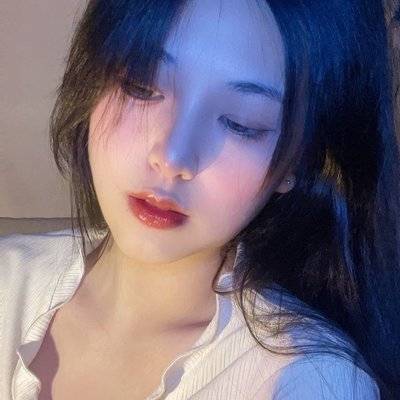 黑白模特