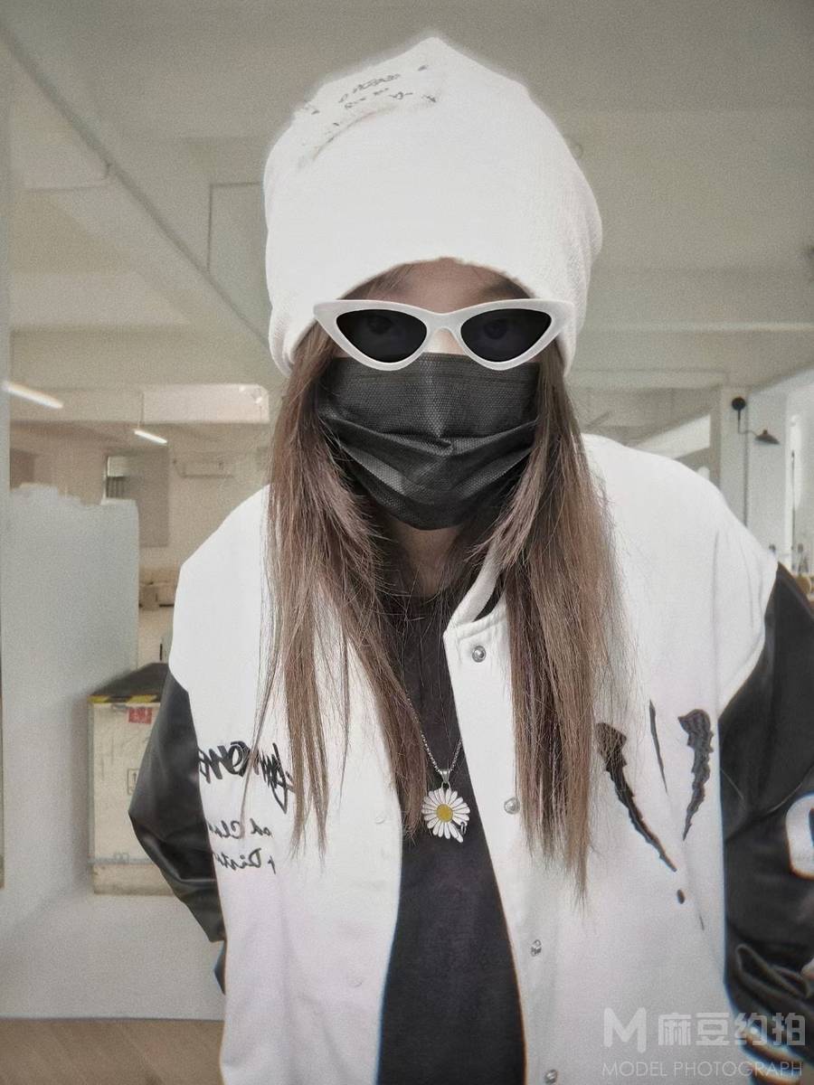 纪实模特