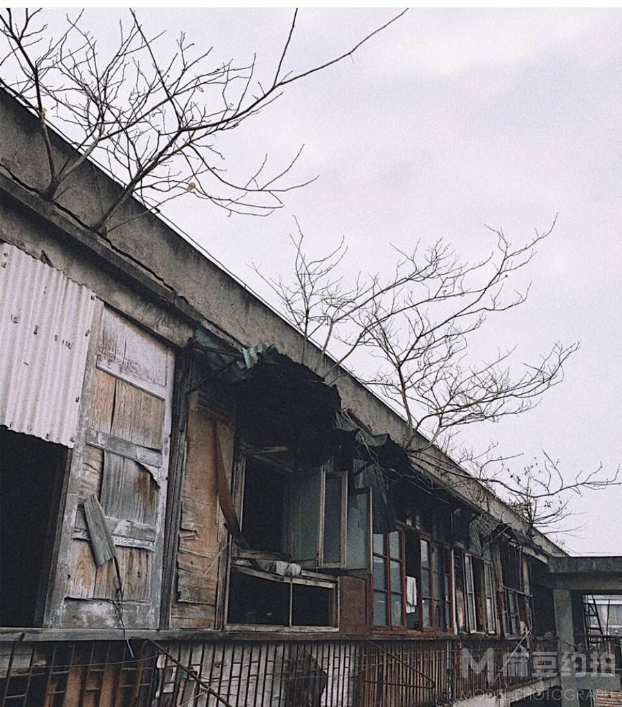 黑白模特