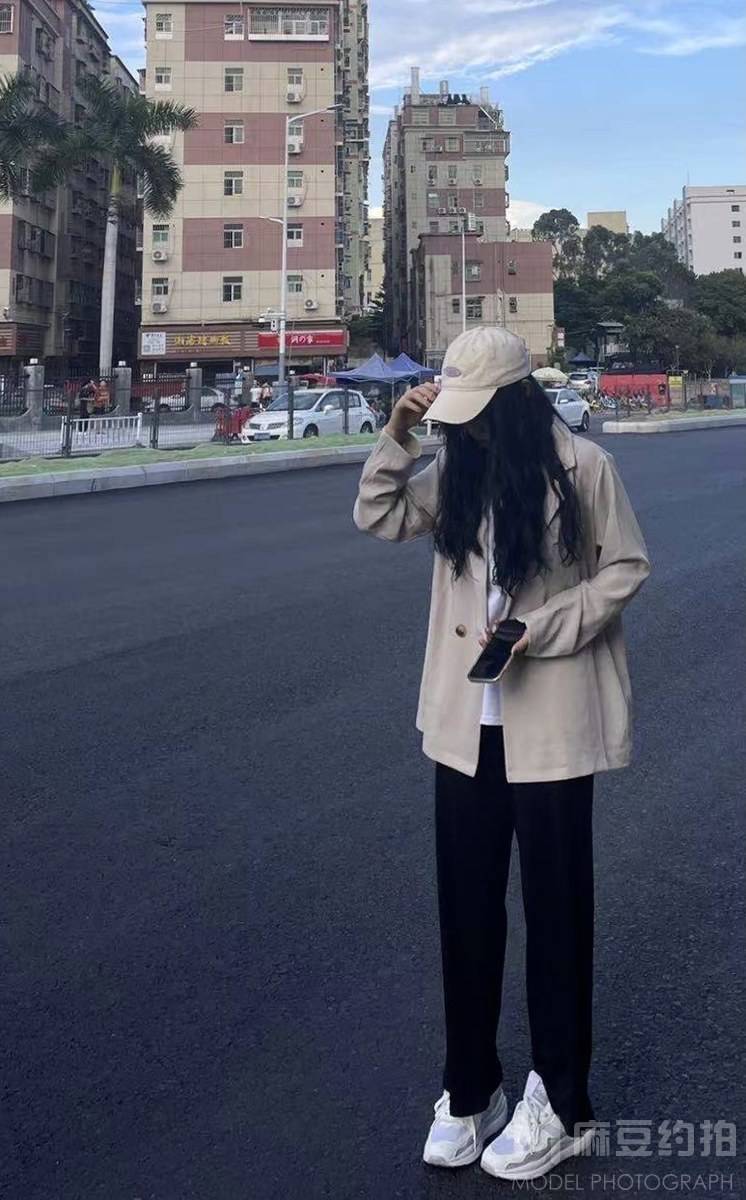 校园模特