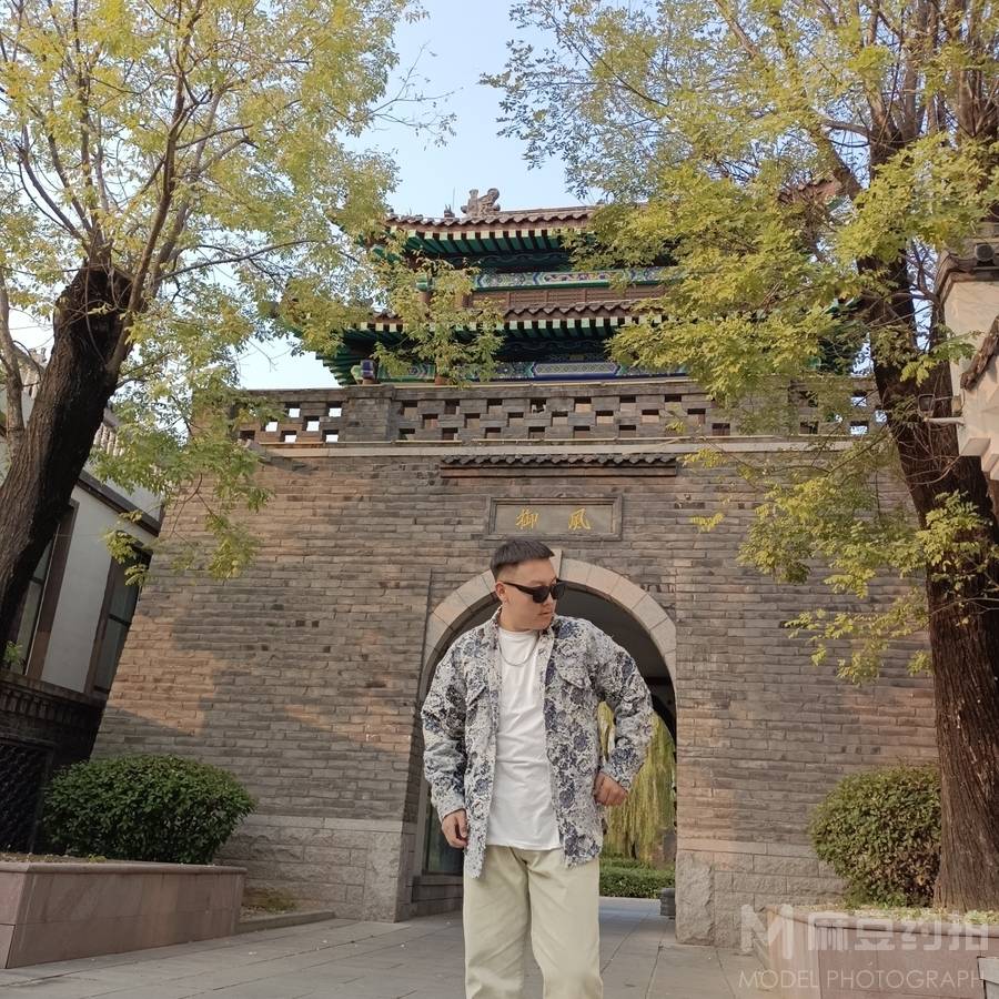 清新模特