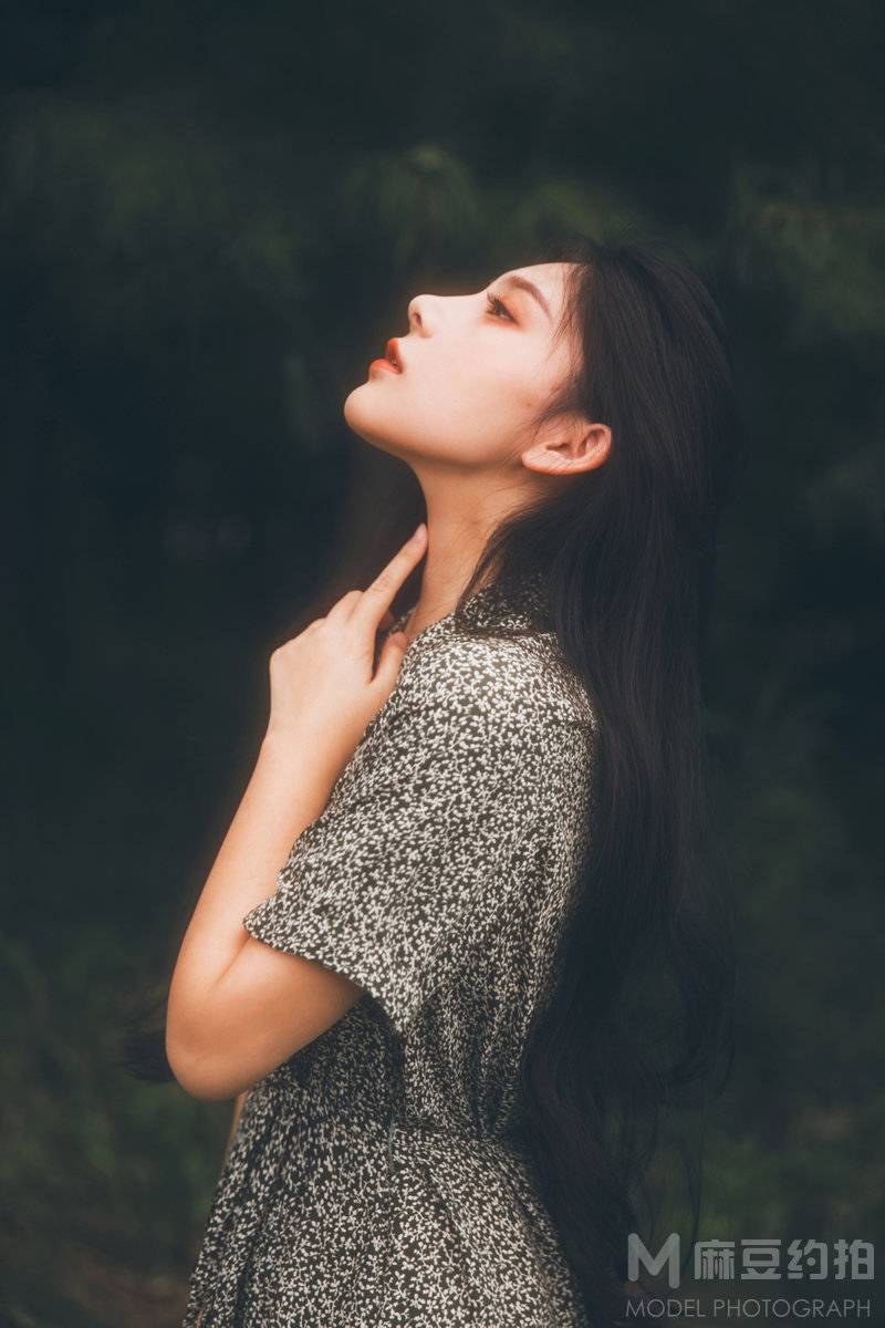 宝丽来模特