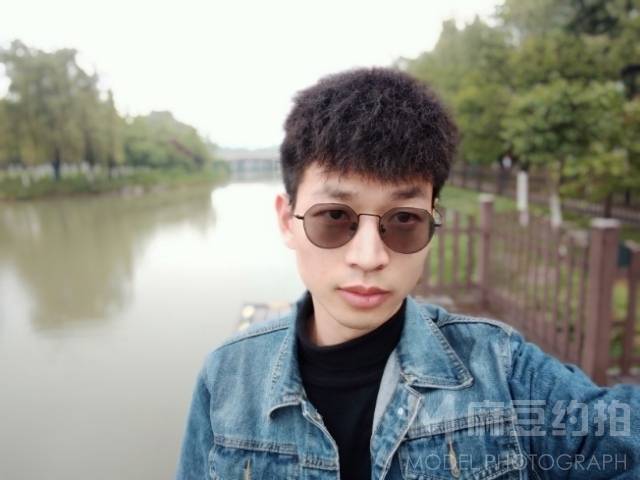 纪实模特
