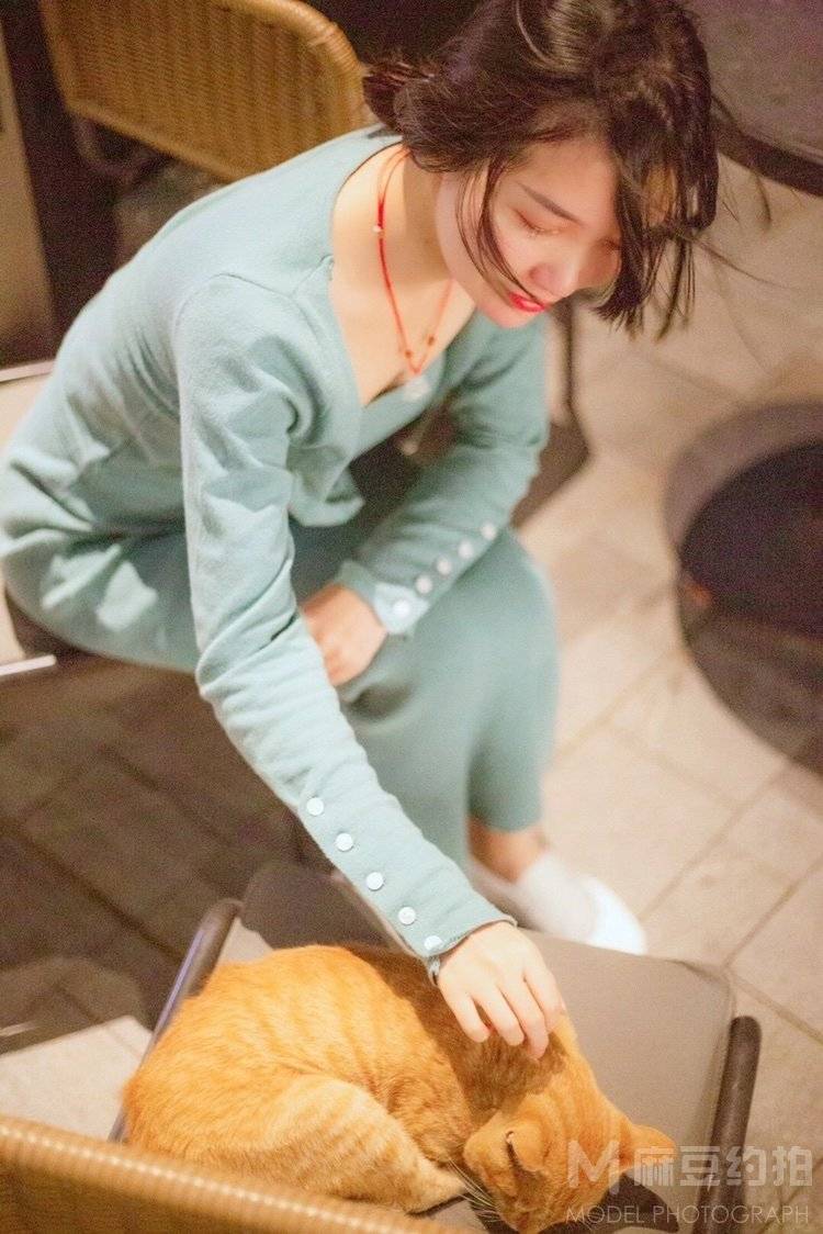清新模特