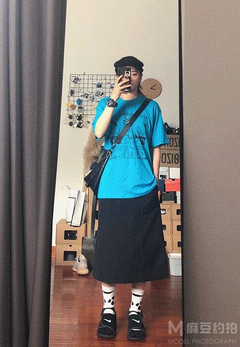 校园模特