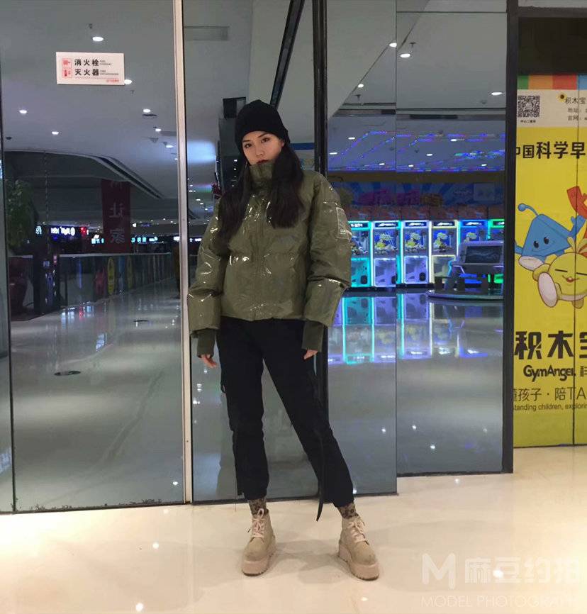 情侣模特
