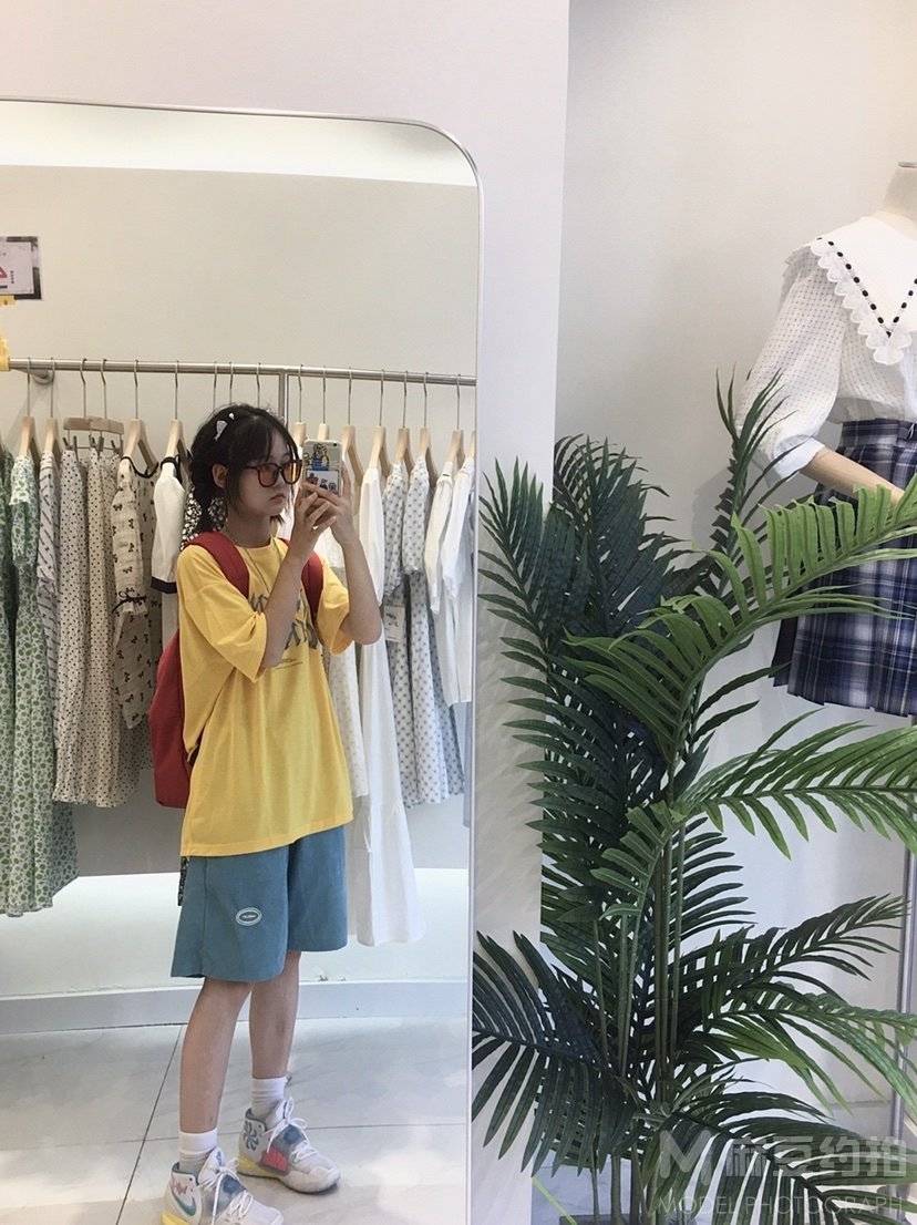 少女模特