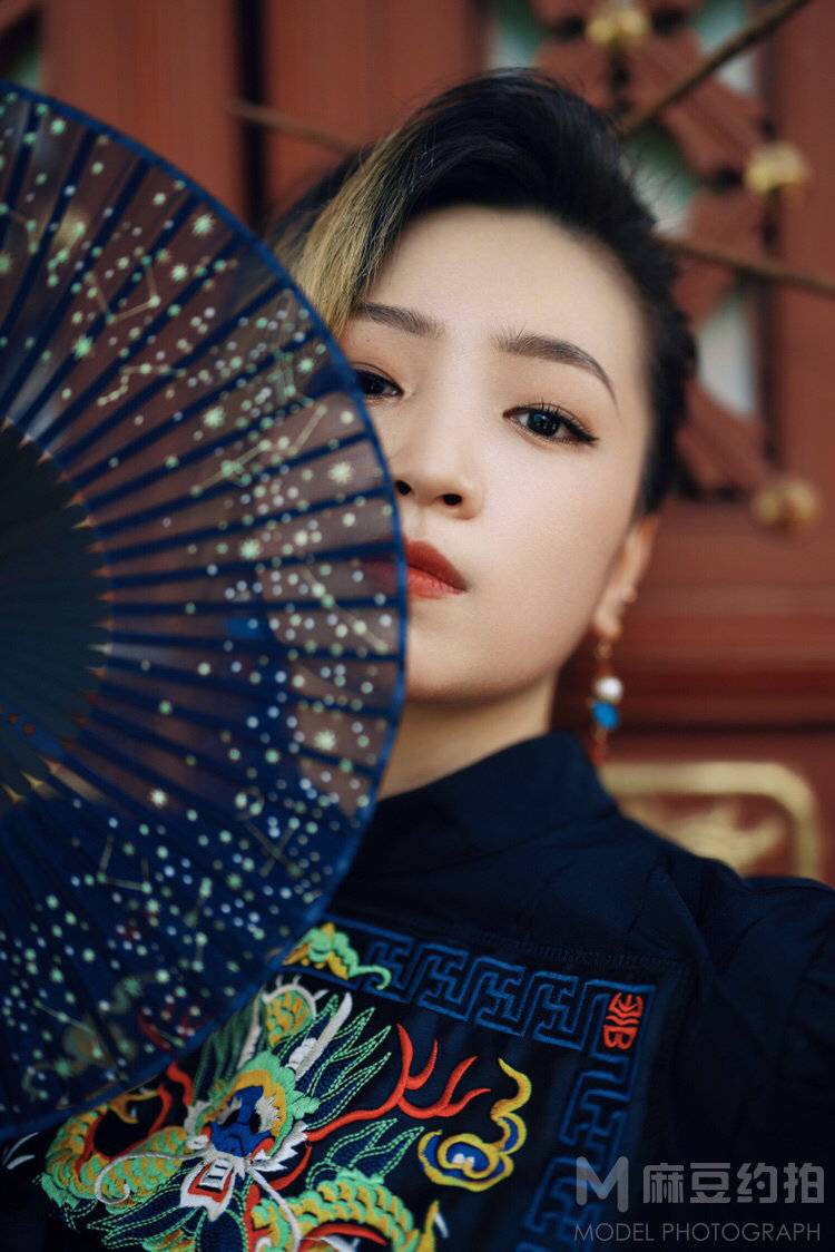 胶片模特
