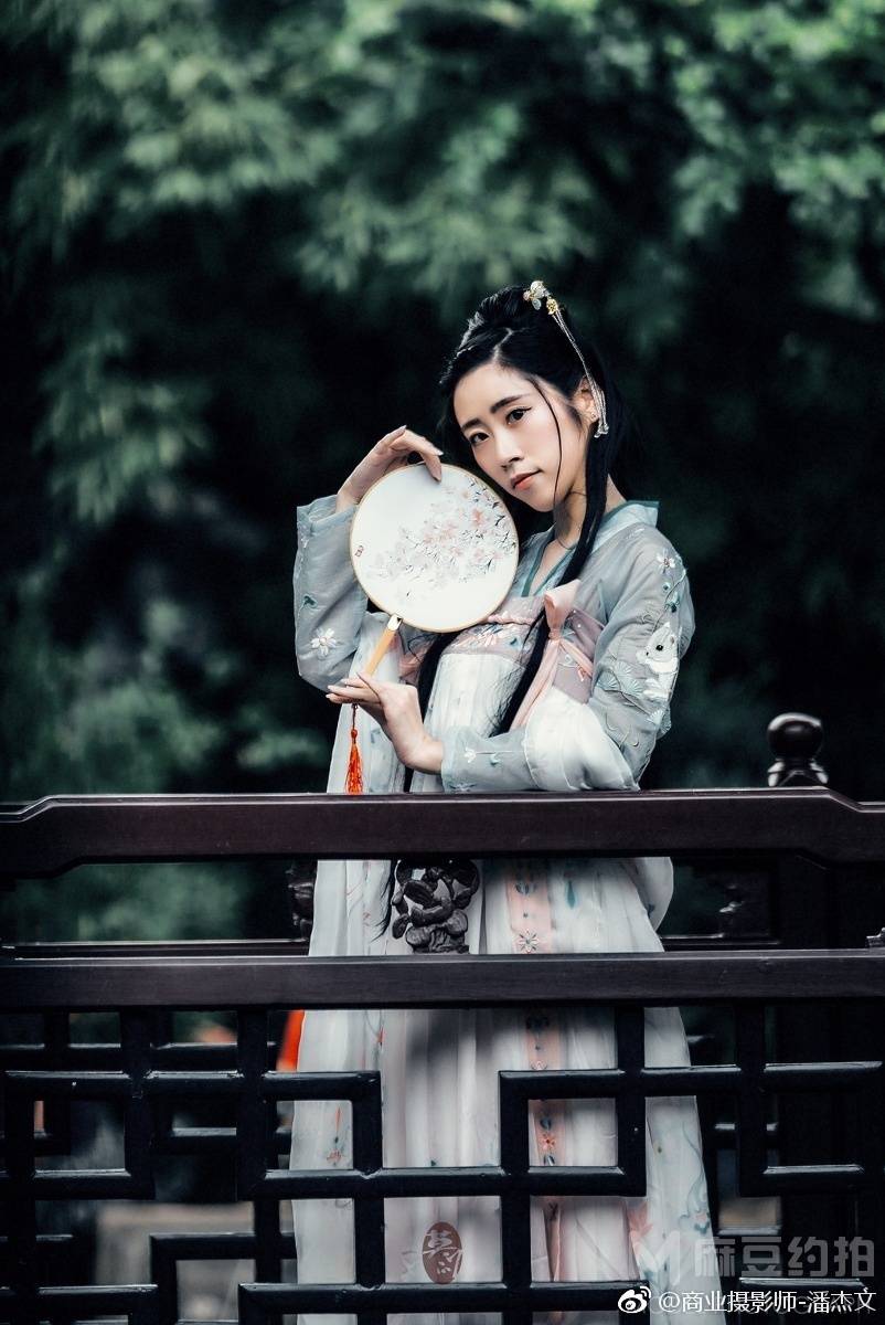 古风模特