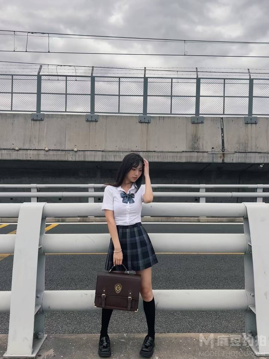 校园模特