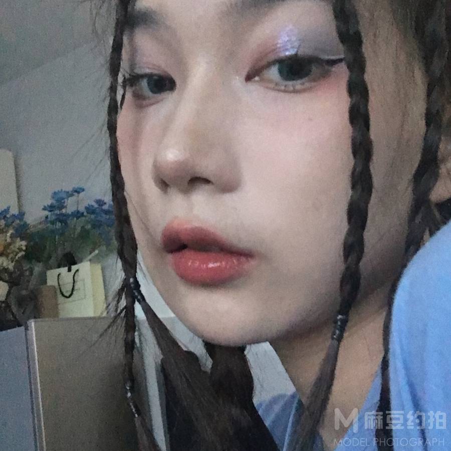 胶片模特