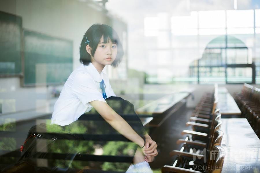 校园模特