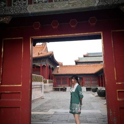 汉服模特