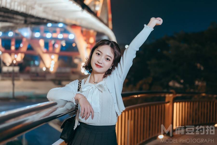 清新模特