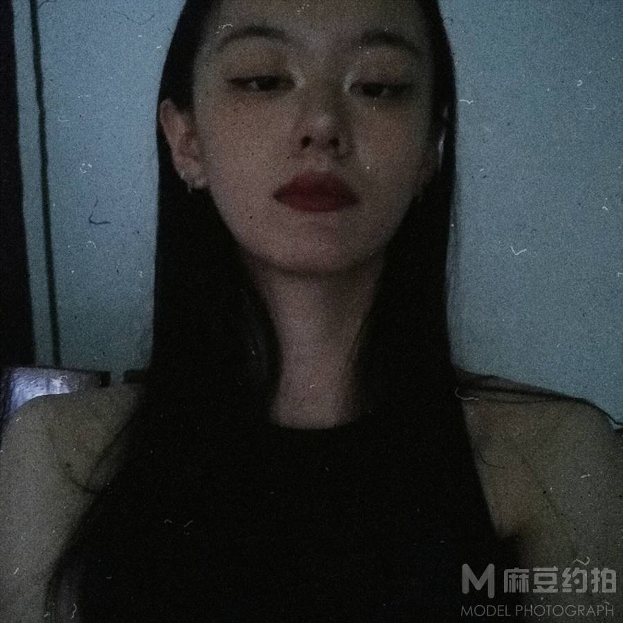 纪实模特